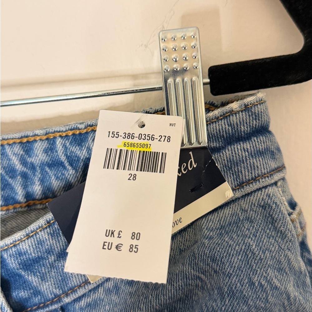 Abercrombie Curve Love Jeans - Picture 4 of 6